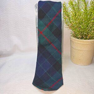 LOCHARRON OF SCOTLAND MENS REIVER ARMSTRONG TARTAN WOOL TIE GREEN RED NAVY EUC
